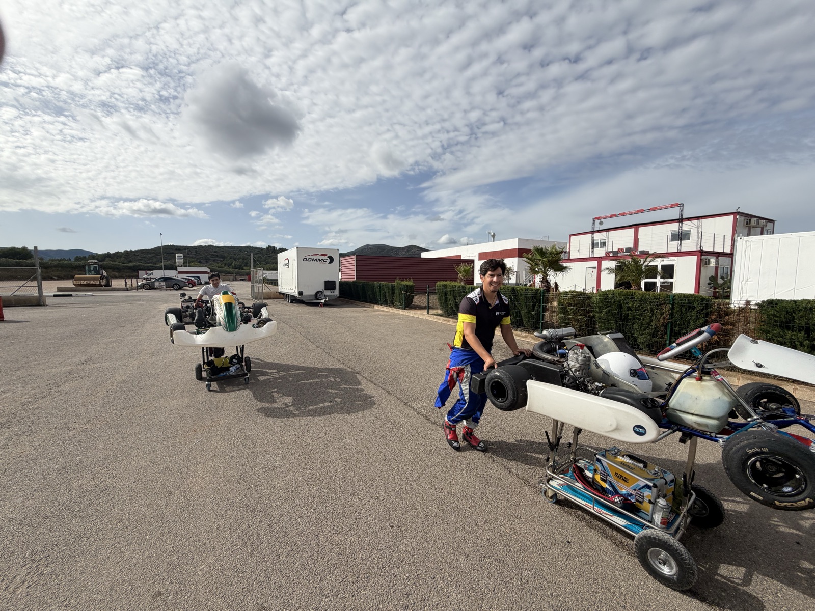 Onboard karting session at Kartódromo Internacional Lucas Guerrero, Chiva