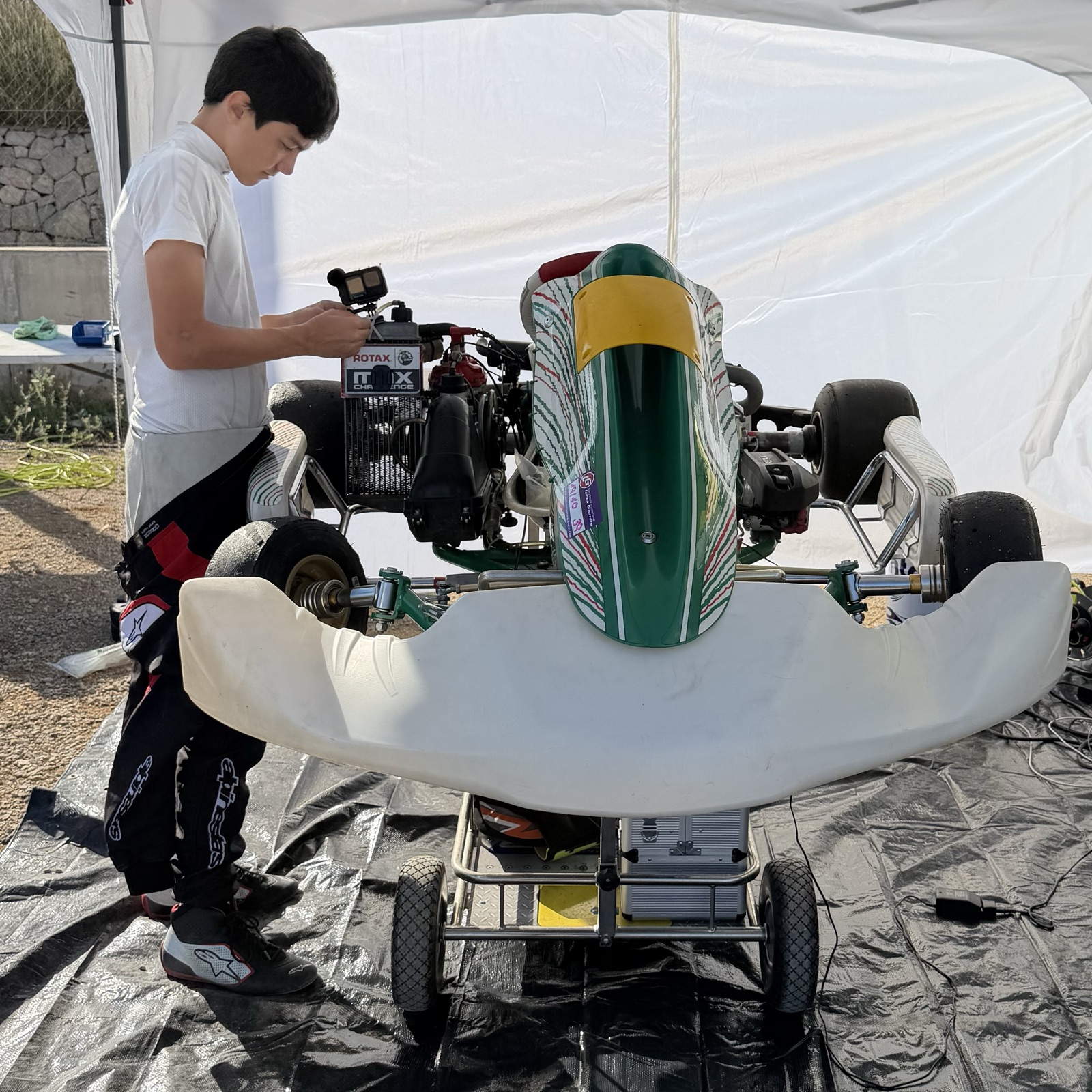 Onboard karting session at Kartódromo Internacional Lucas Guerrero, Chiva