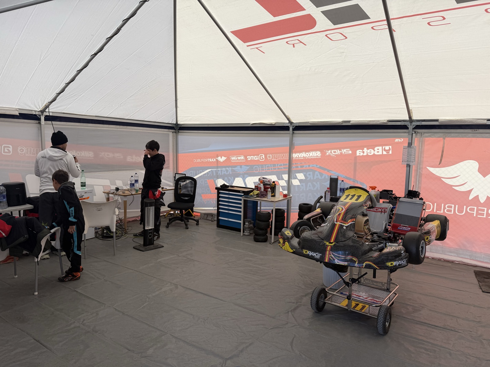 Onboard karting session at Kartódromo Internacional Lucas Guerrero, Chiva